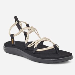 Teva voya infinity sandal size 9 color: White Swan